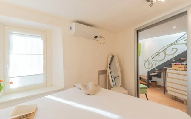 The Green Nest by Lake Como by Rent all Como