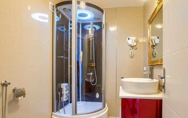 Villa in Murter With Pool