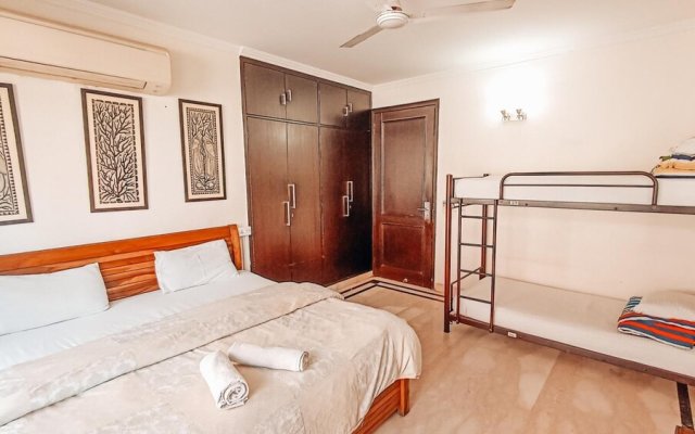 Madpackers Delhi - Hostel