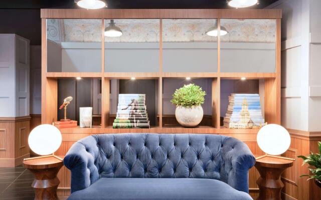 The Ames Boston Hotel, Curio Collection by Hilton
