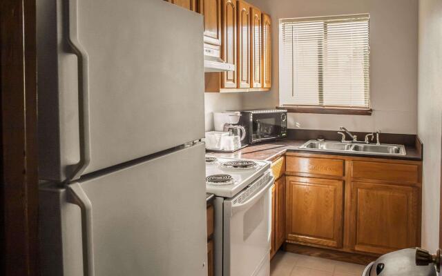 Econo Lodge Inn & Suites Hoquiam