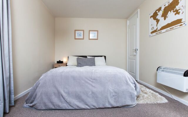 Festival Flat for 4 Overlooking Arthur's Seat
