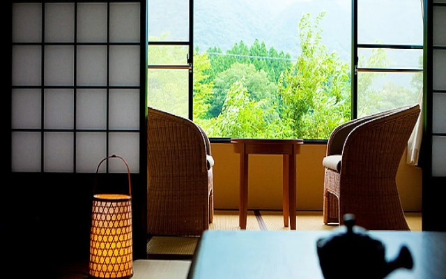 Yufuin Ubl Hotel