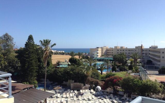 Paphos Gardens Holiday Resort - Hotel And Apartments