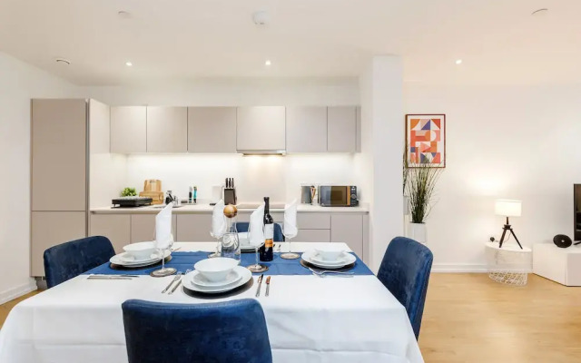 Superior Apartment Bracknell Centre