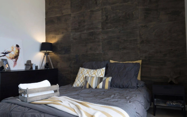 LittleStay Collection - Claremont