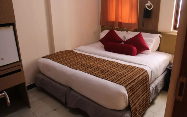 Beehive Central Hotel