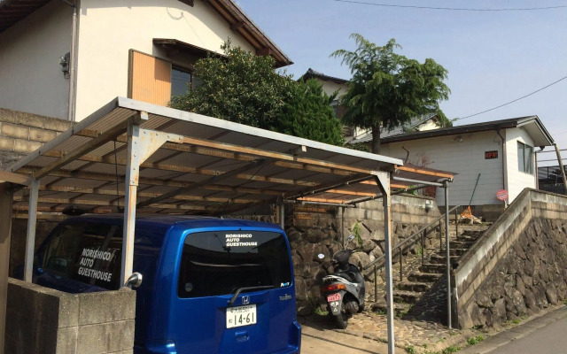 Norishico Auto Guest House - Hostel