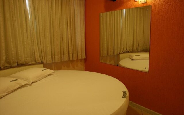 Bangalô Motel - Adults Only