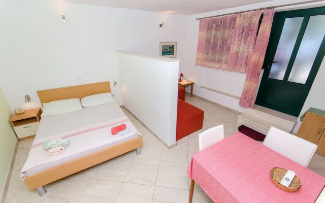 Apartments Tonci