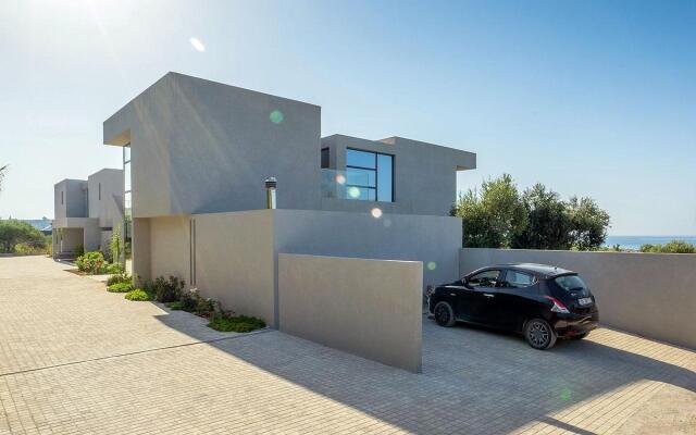 Sea View 4 Bedroom Villa With a Heated Pool