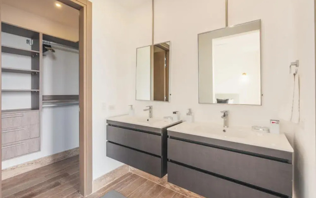 Penthouse With Private Picuzzi in Cap Cana