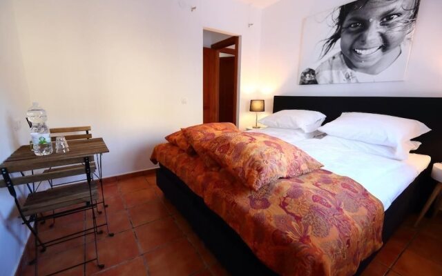 B&B Casaluthel