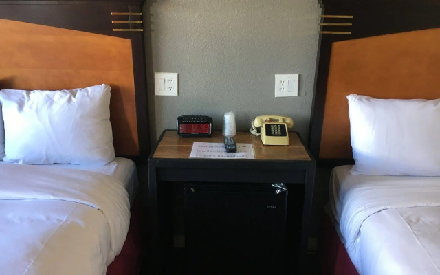 The Guest Harbor Inn - Port of Los Angeles San Pedro
