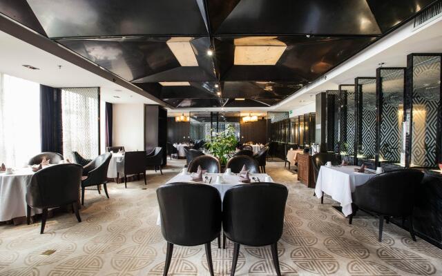 Holiday Inn Beijing Focus Square by IHG