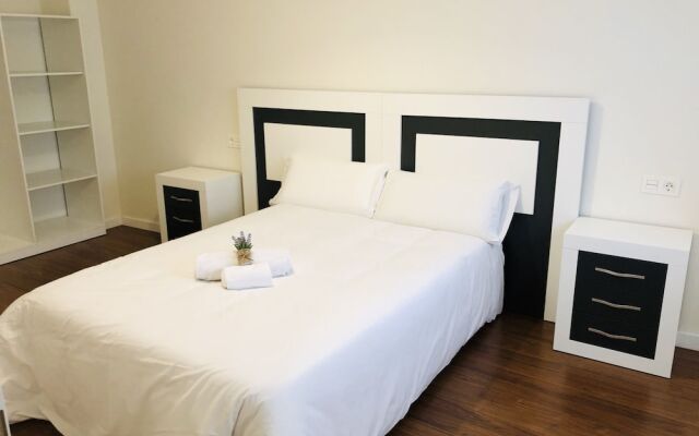 Apartamento Turísticos Puente Romano P1 1-C