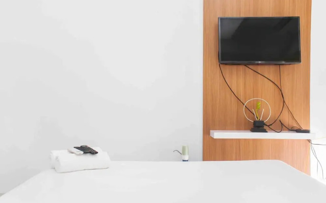 Warm and Cozy Studio Patraland Urbano Apartment