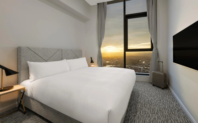 Meriton Suites Surfers Paradise