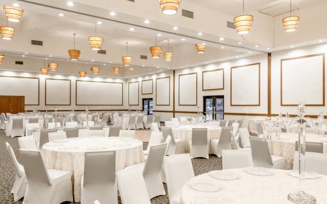 Courtyard New Braunfels River Village