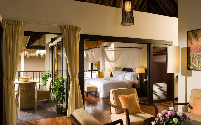 Golden Palm Tree Sepang