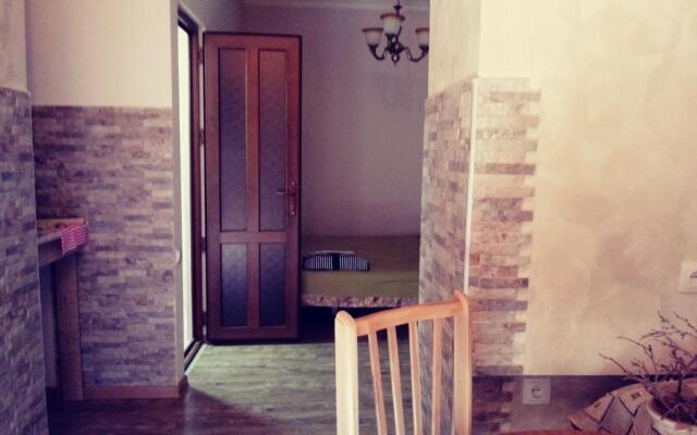 Apartment Sayat-Nova 18