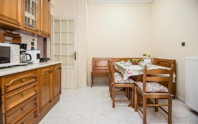 Stefanos House