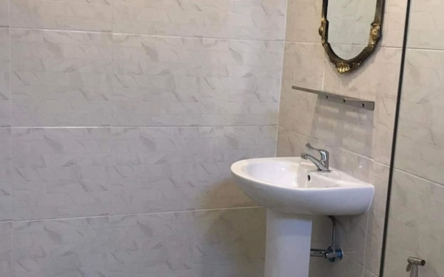 Chang Phueak Chao Samran Beach