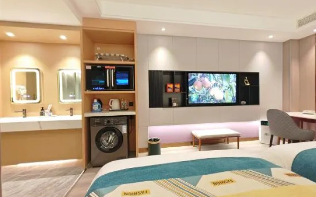 Tongren Sanduohua Hotel (High-speed Railway Station Station)