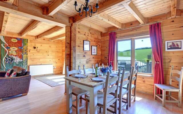 Spacious Holiday Home in Little Petherick