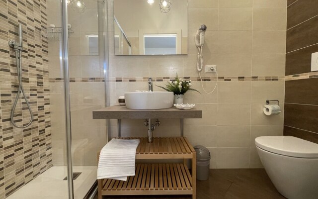 Porta Alla Croce Guest House