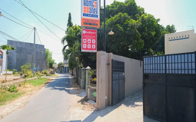 RedDoorz Syariah near RSUD Tuban