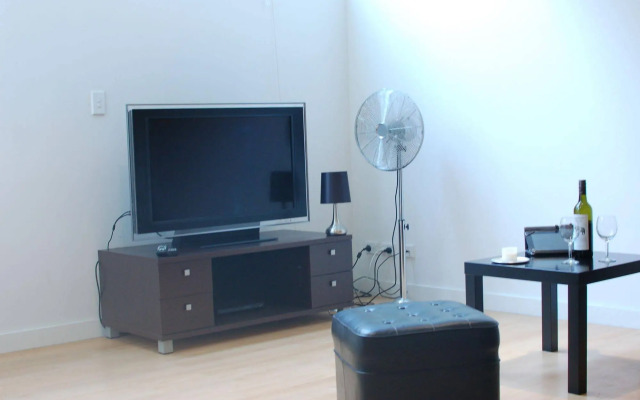 Darling Harbour Apartment