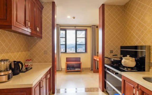 Rendi Mountain Rainforest Hotel – Kitchen – Wuzhishan
