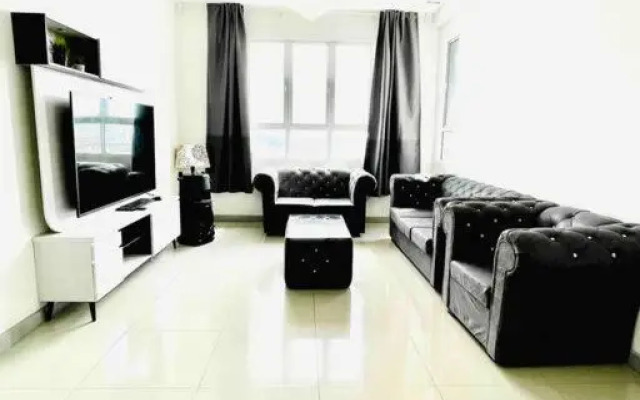 KT CITY HOMESTAY WITH 4 Bedrooms and POOL