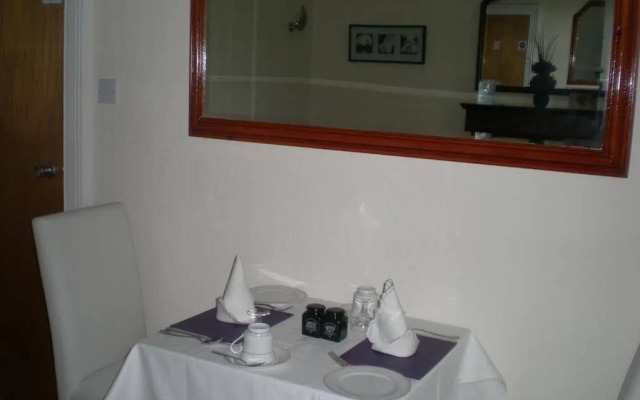 Tay Villa Bed And Breakfast