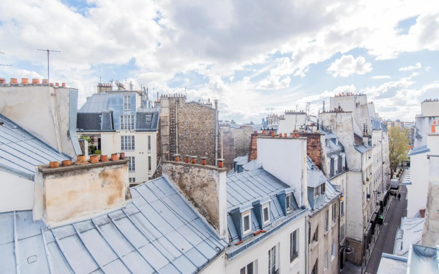 Lucien Hotel 