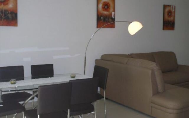 Garden View Apartment