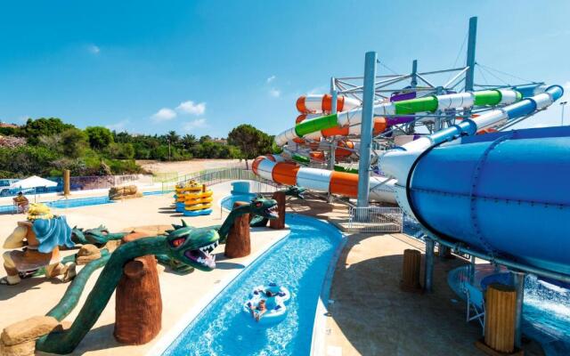 Tofinis Hotel