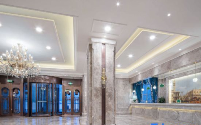 Vienna International Hotel (Urumqi Wanda High-speed Railway Station)