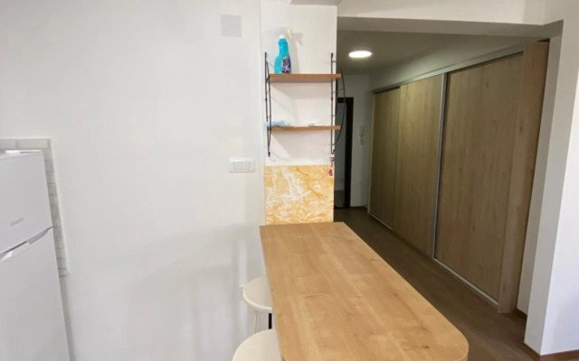 Kostas Duplex