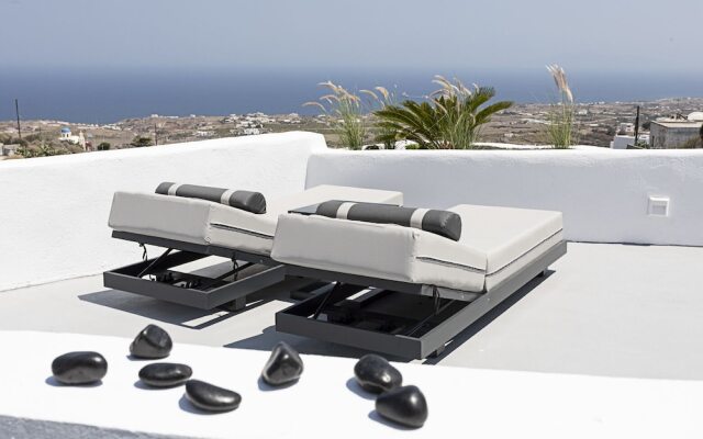 Aristofanis Sunrise Suite
