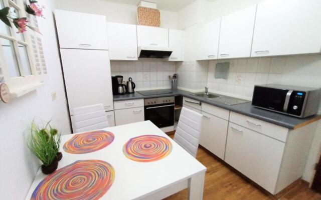 BodenSEE Friedrichshafen City Apartment "LARA"