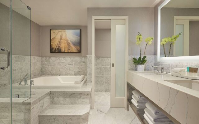 Hyatt Regency Newport Beach West