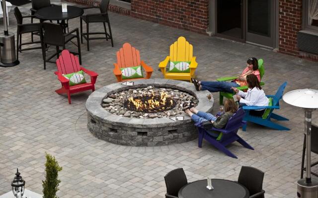 Surfside Hotel and Suites