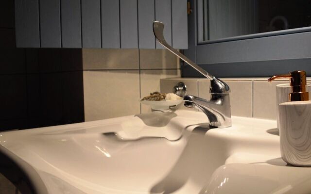 Lithos Stone Suites