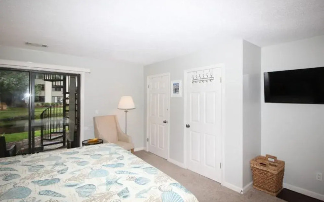 31 Springwood Villa 2 Br villa by RedAwning