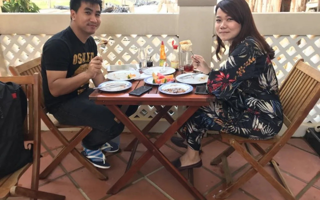 HT Riverside Homestay