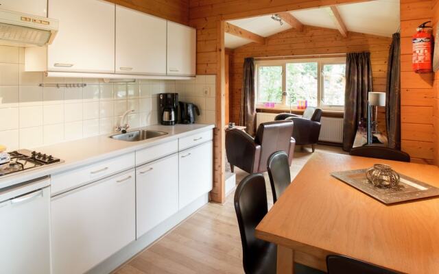 Cosily Chalet With gas Fireplace in Twente