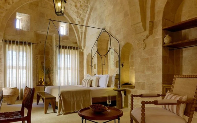 Arura Mardin