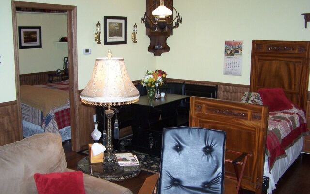Alling House Bed and Breakfast
